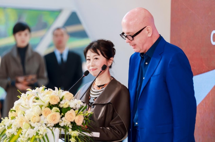 贝纳·维内大型回顾展“超越观念与物质”北京凤凰中心举行