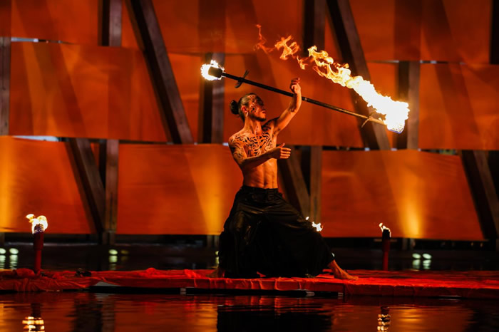 轮回剧场闪耀陶溪川——艺文生态大会启航全球手工艺新时代