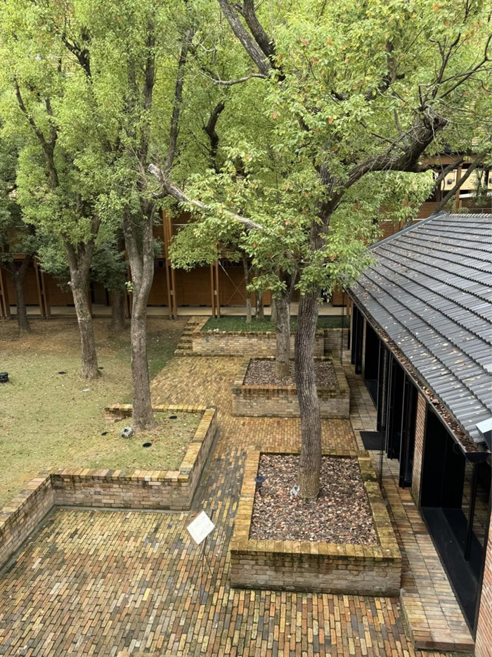 轮回剧场闪耀陶溪川——艺文生态大会启航全球手工艺新时代