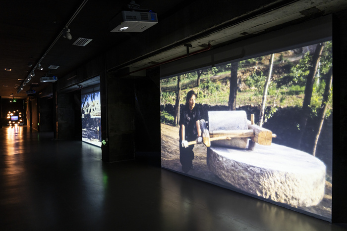 须臾，是瞬息而逝的叹息，亦是永恒能量的守恒——关于玛丽娜·阿布拉莫维奇“能量转换”的对话