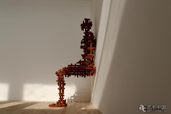 身体的体验是感知世界的起点：安东尼·葛姆雷的“栖息之所”在北京