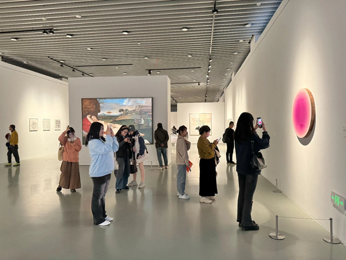 “相融共生：中德当代艺术展”江西省美术馆举行 对话总策划任戎