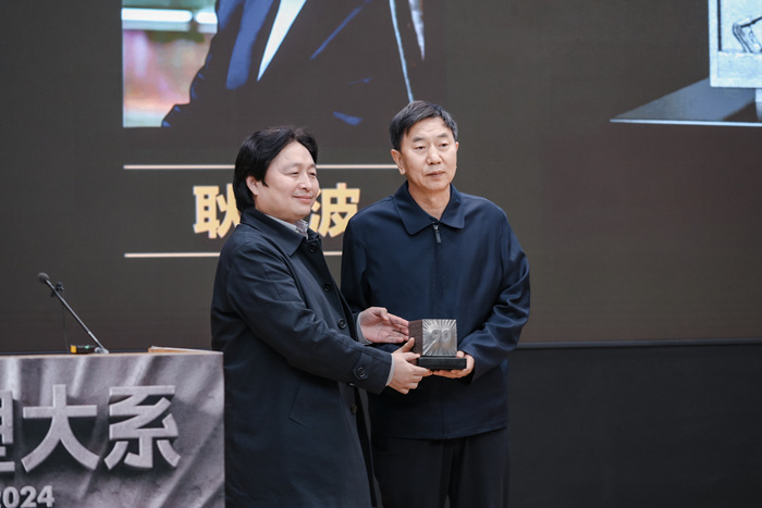 央美“雕塑大系”90年：一场与时代同行的“雕塑大戏”