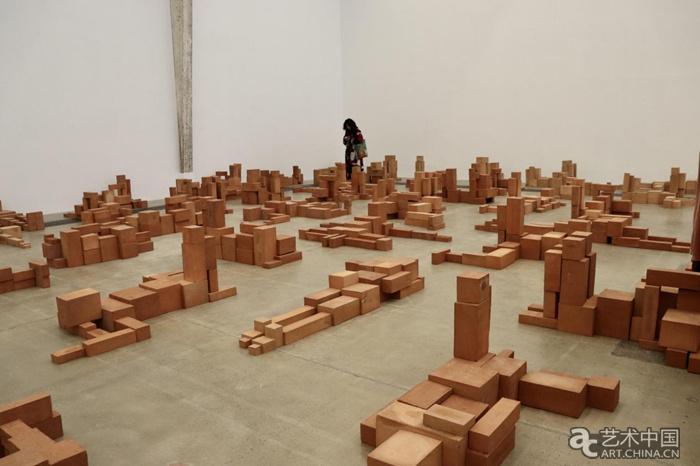 身体的体验是感知世界的起点：安东尼·葛姆雷的“栖息之所”在北京