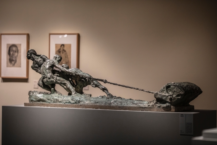 “国手心弦：钱绍武艺术作品展”亮相清华艺博 展出雕塑、素描、速写等110余件