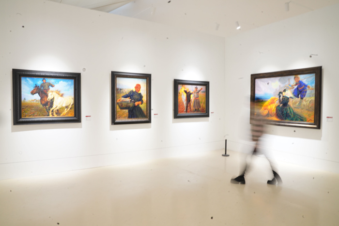 “写实是一种无法被替代的表现力”——中国写实画派二十周年展举行