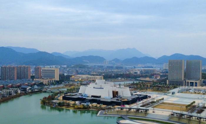 “高峰意识”潘天寿、潘公凯艺术研究展开幕 潘天寿艺术中心正式开馆