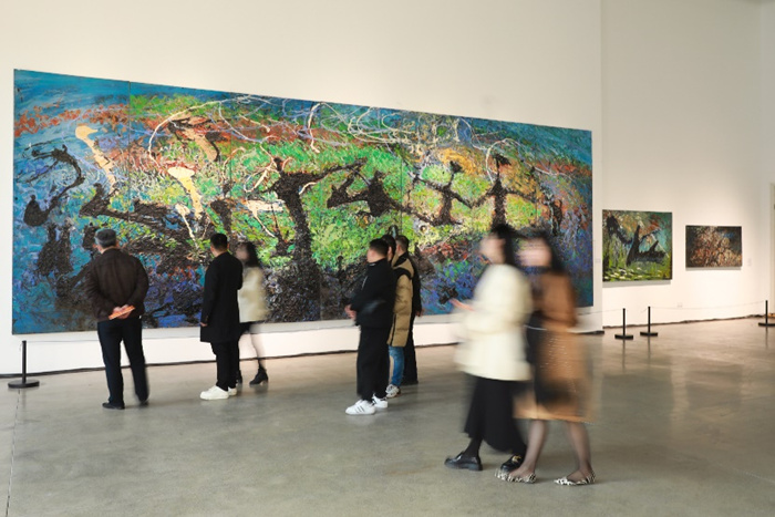 “中国表现2024”艺术大展在上海开幕