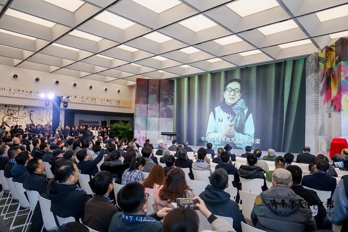 “济南韩美林艺术馆”开馆，阔别家乡多年游子表达“绿叶对根的情意”