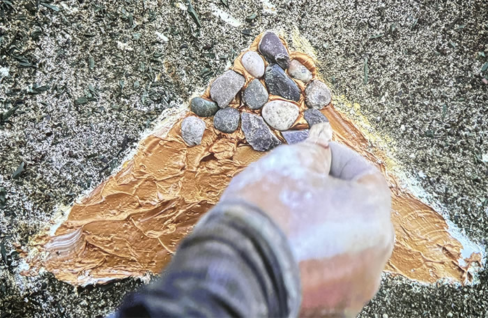 刘商英个展《绘画与游荡》：荒野与绘画的对话