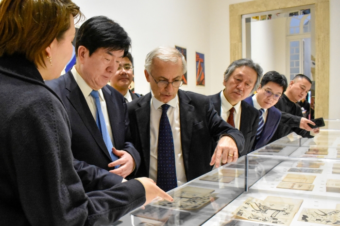 中国当代美术作品展览在意大利罗马开幕