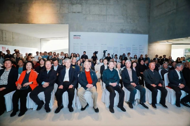 肖峰艺术馆开馆暨“时代之子——肖峰、宋韧艺术展”开幕