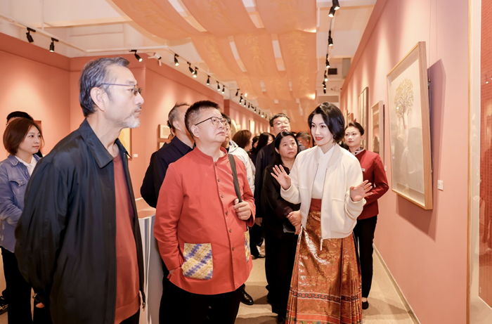 千年云冈 般若生辉——郑勤砚作品展点亮云冈美术馆