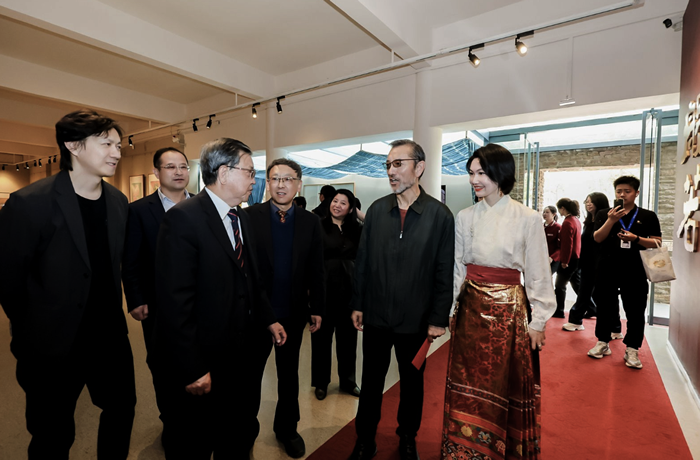 千年云冈 般若生辉——郑勤砚作品展点亮云冈美术馆