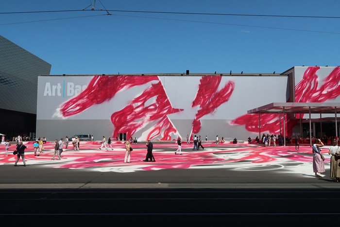 第55届巴塞尔艺术展：身临“意象无限”，纵览多元视野