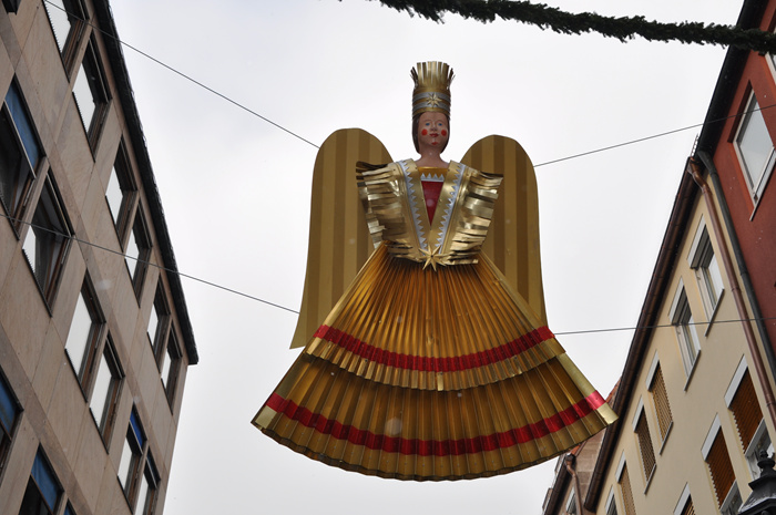 第55届巴塞尔艺术展：身临“意象无限”，纵览多元视野