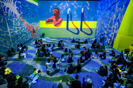 《大卫 · 霍克尼：更大，更近 （当然不是更小更远）》盛夏燃动阿那亚艺术中心北岸馆