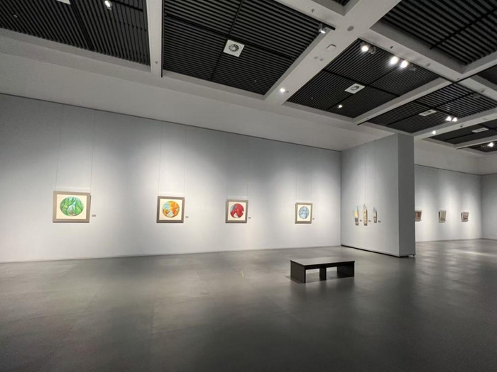 庆祝中意建交55周年 意大利当代艺术展在常州美术馆开幕