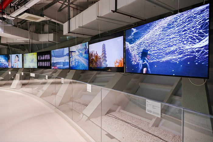 天地人机——中国（杭州）艺术与科技国际双年展举行