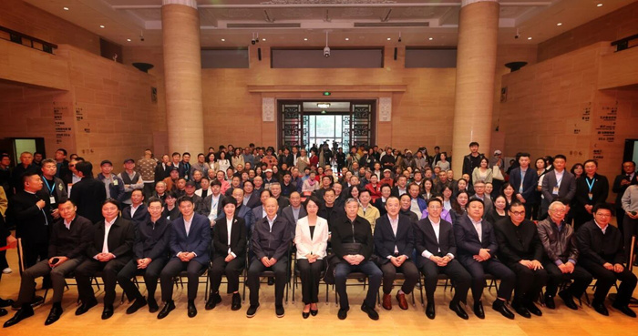 136件作品亮相中国美术馆 讲述湖北省美术院60年