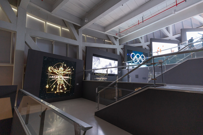 天地人机——中国（杭州）艺术与科技国际双年展举行