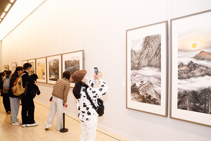 江山万里心：林章湖水墨回顾展在中国美术馆开幕