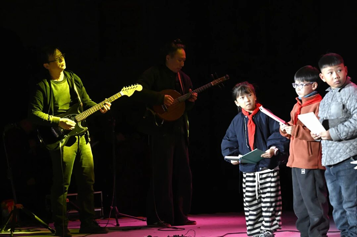 回乡记：大南坡村上演多声部合奏